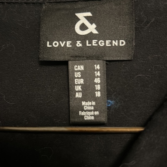 Black short jacket - Picture 2 of 4